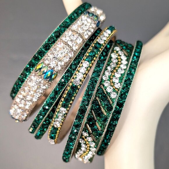 Jewelry - Bundle of 8 green, gold and clear sparkly beaded stacking bangles